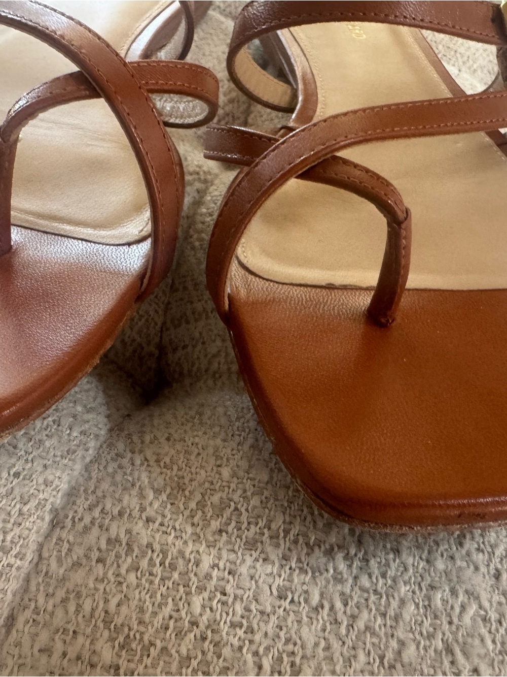 Veronica Beard Brown Leather Strappy Flat Sandals - Picture 4 of 5